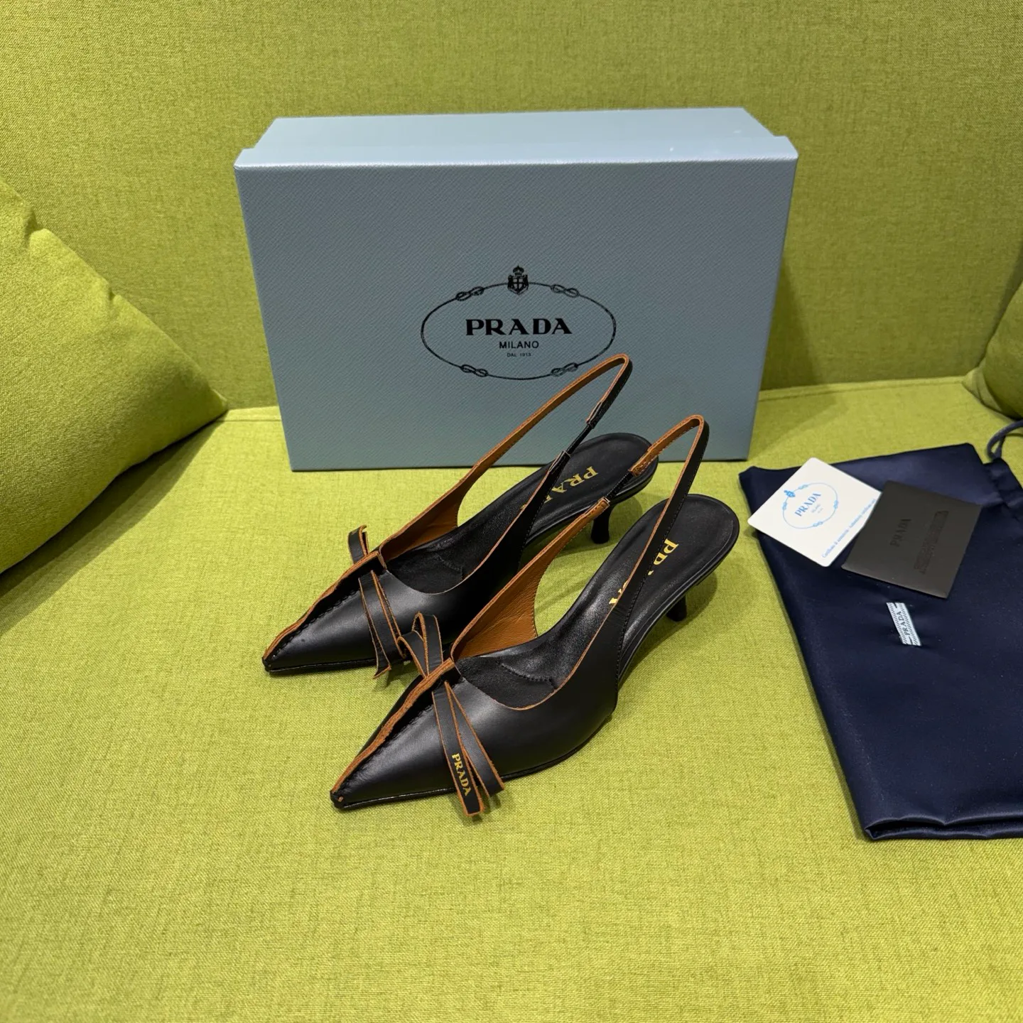 Туфли Женские Prada 18709013