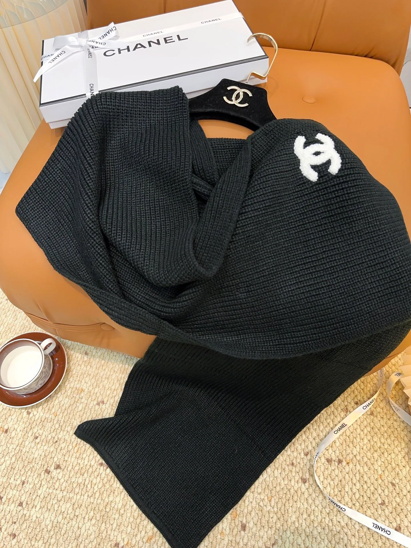 Шарфы Chanel 18105420