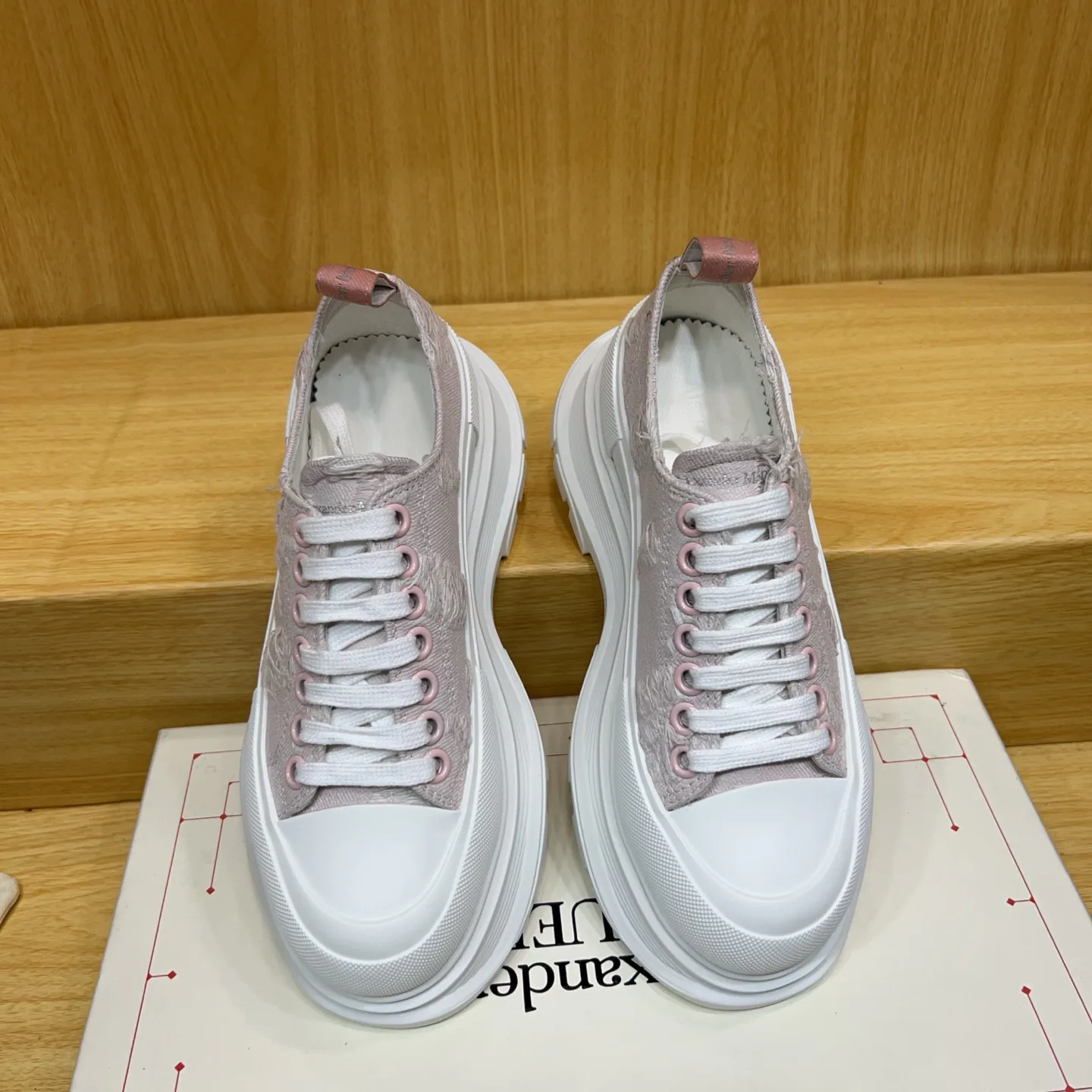 Кроссовки Женские Alexander Mcqueen 17545162