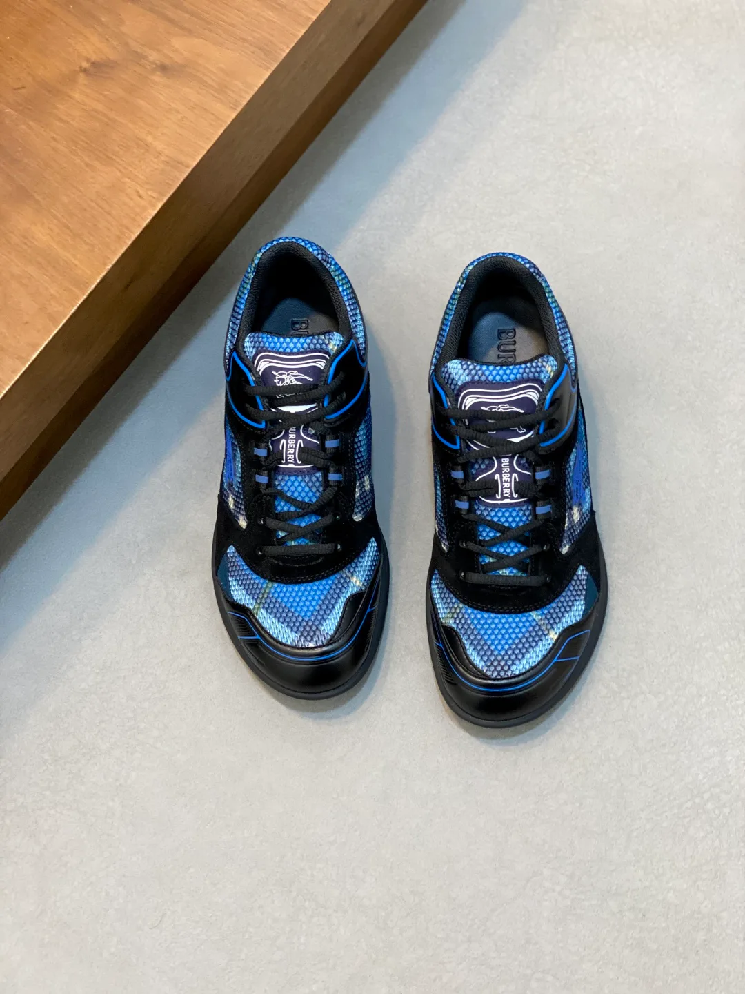 Кроссовки Мужские Burberry 82743