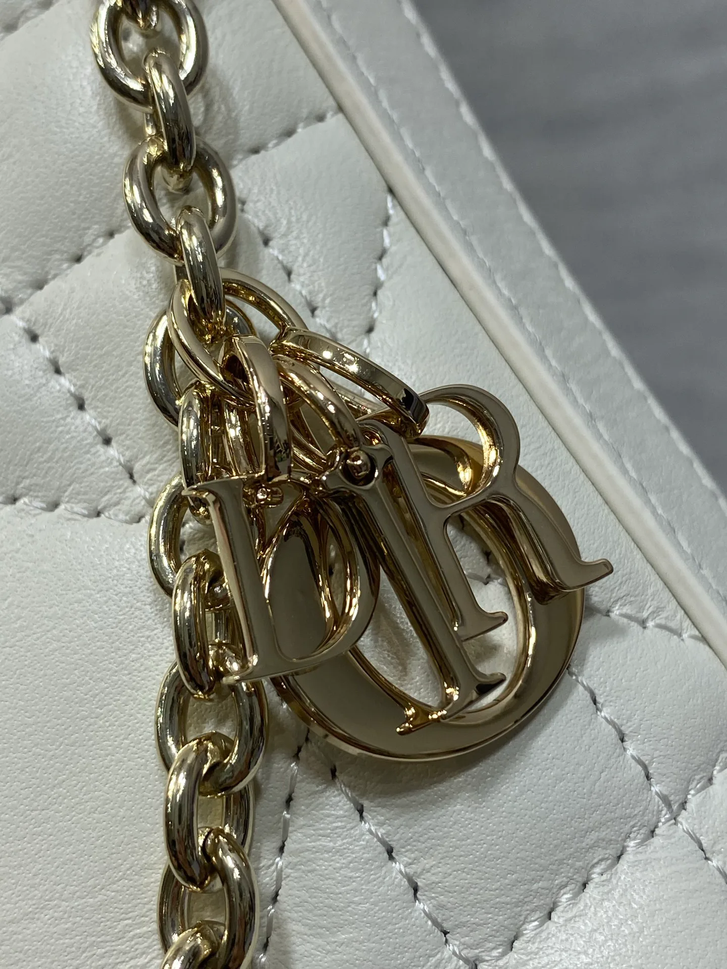 Классические Сумки Женские Christian Dior 17629527