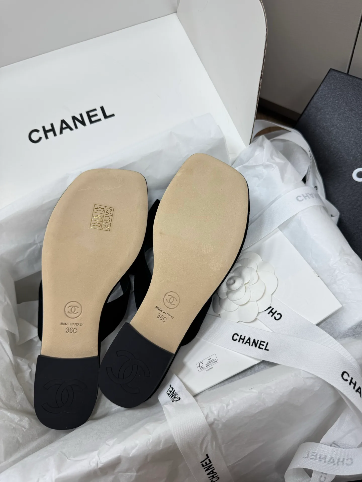 Шлепанцы Женские Chanel 17418253