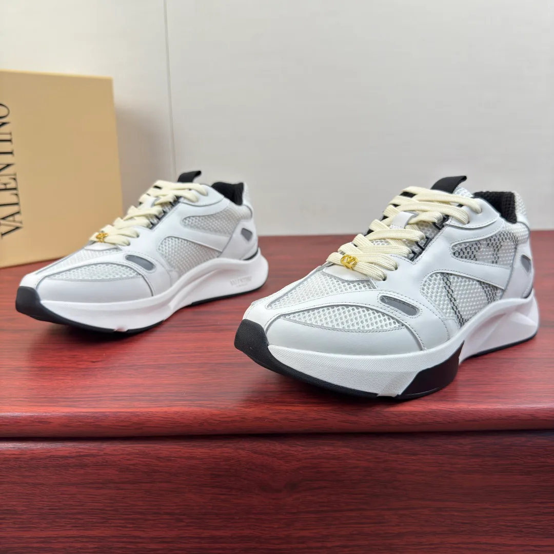 Кроссовки Мужские Valentino 17457776