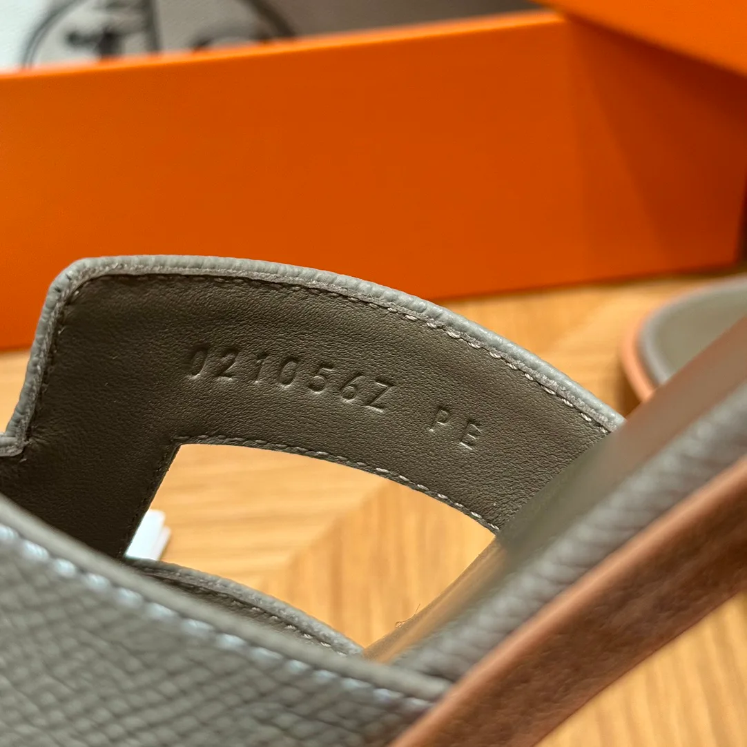 Шлепанцы Женские Hermes 2246217