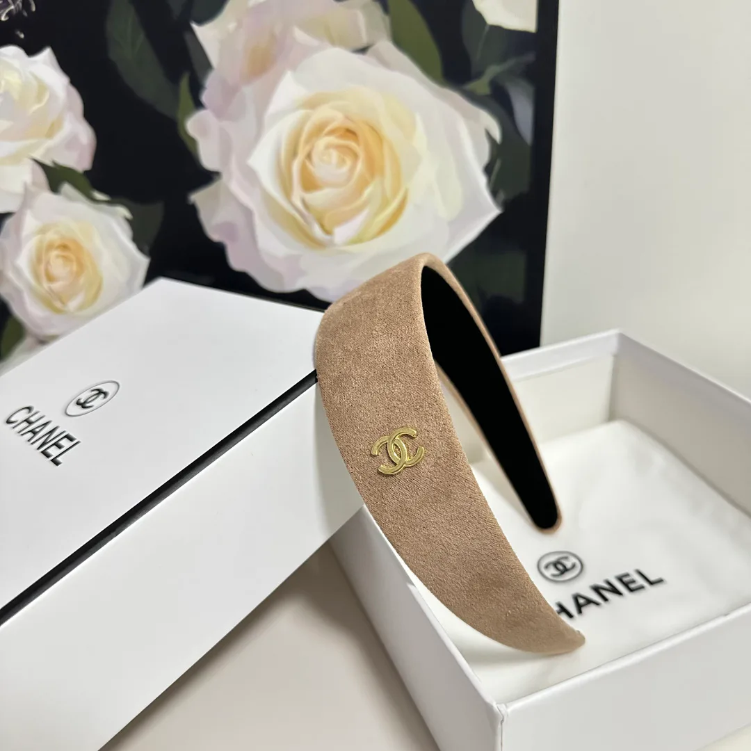 Головные Уборы Chanel 11469202