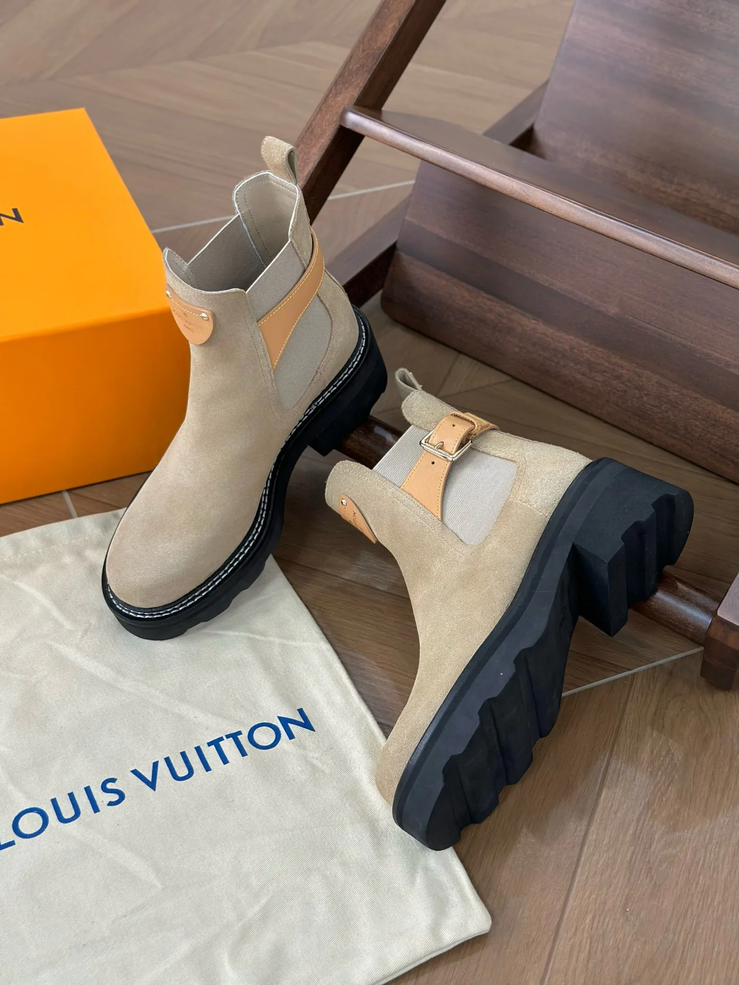 Ботинки Женские Louis Vuitton 5295258
