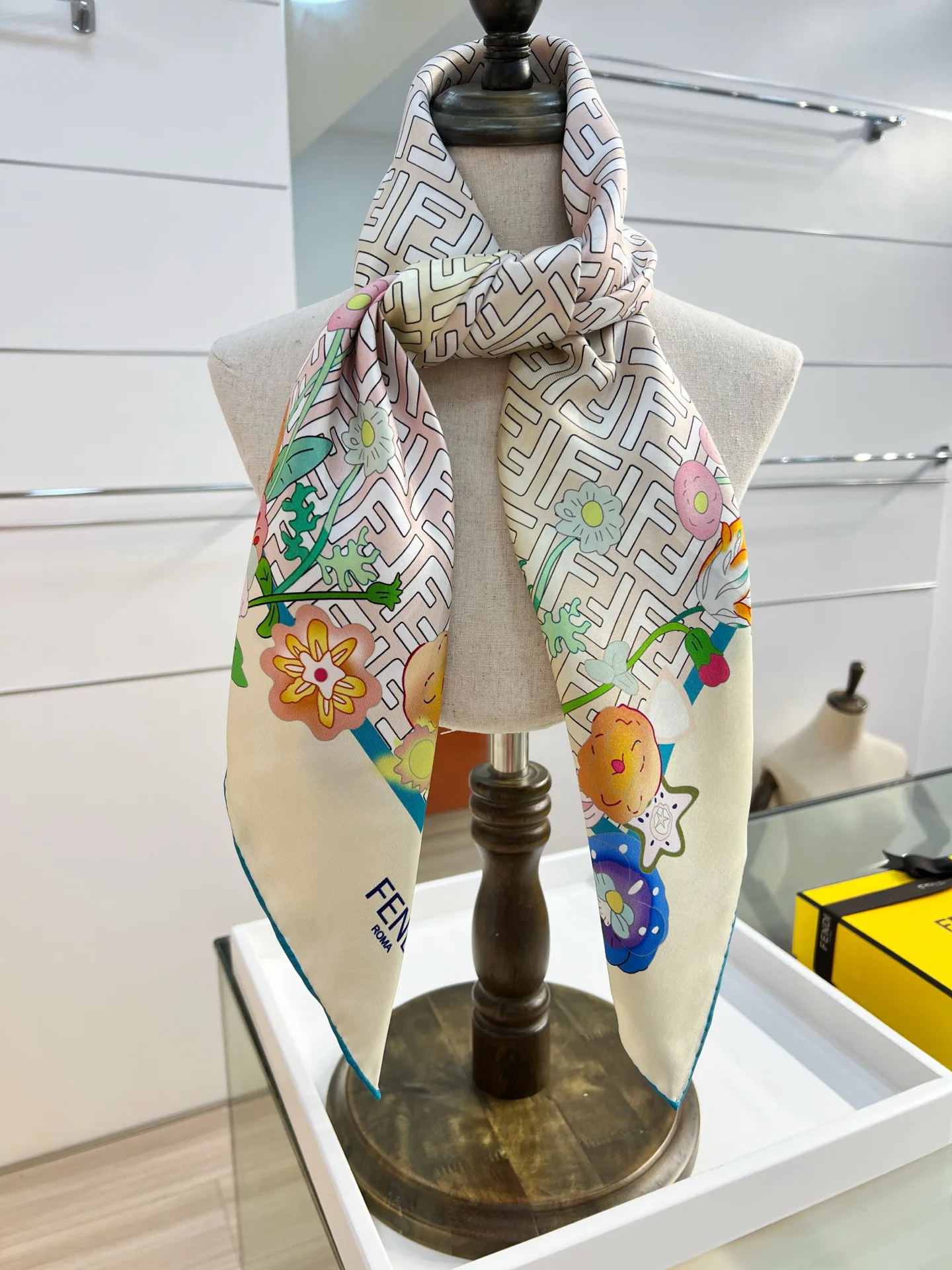 Платки Fendi 11664051
