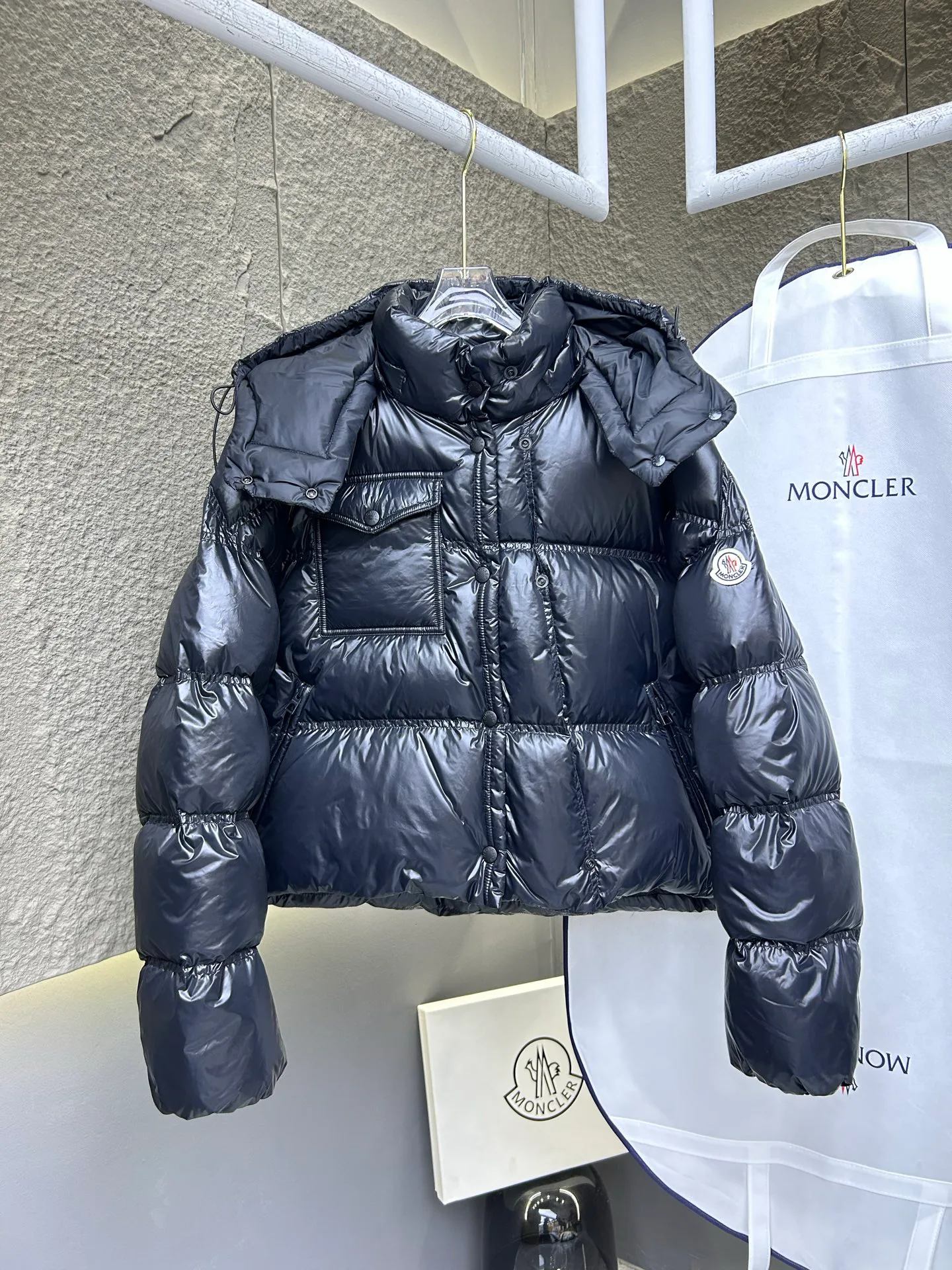 Куртки И Пуховики Женские Moncler 18875965