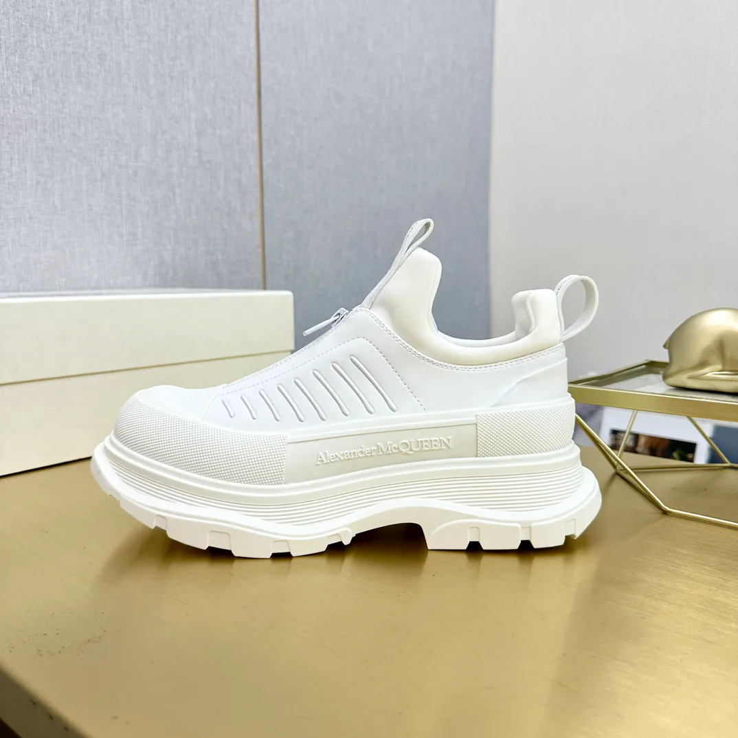 Кроссовки Женские Alexander Mcqueen 18397475