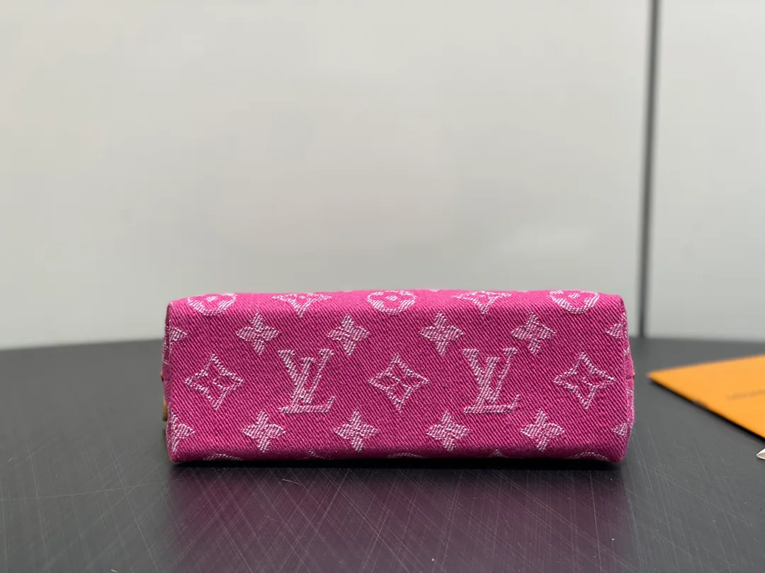 Клатчи Женские Louis Vuitton 11778118
