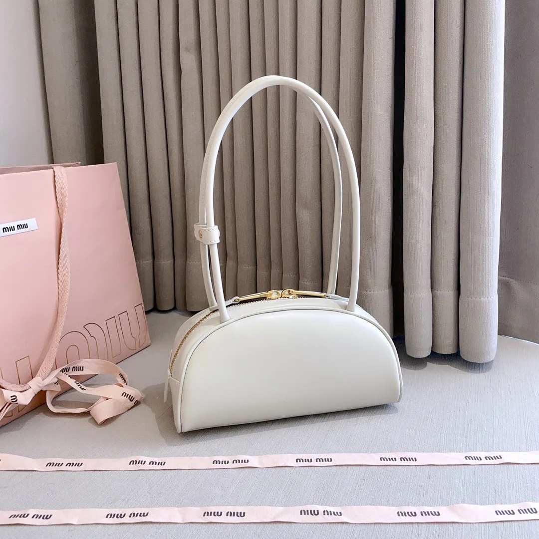 Классические Сумки Женские Miu Miu 11001560