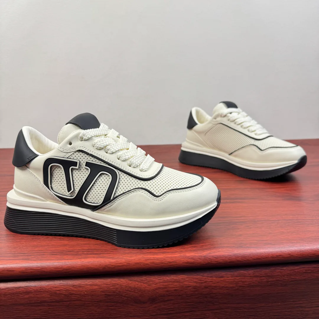 Кроссовки Мужские Valentino 11073680