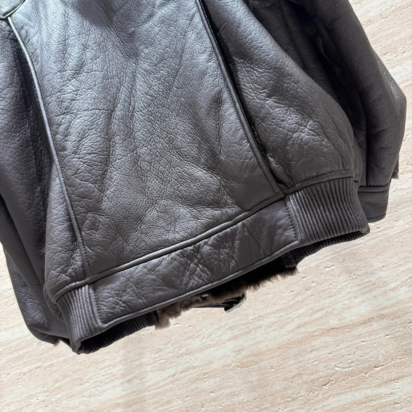 Кожаные Куртки И Дублёнки Женские Saint Laurent 1200022