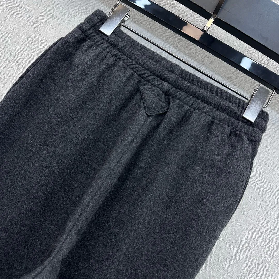 Брюки Женские Prada 688085