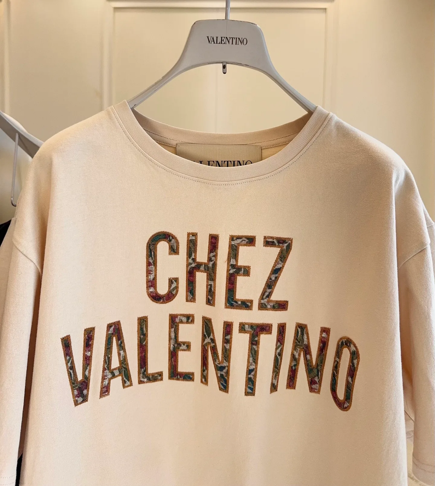 Футболки Женские Valentino 5751445