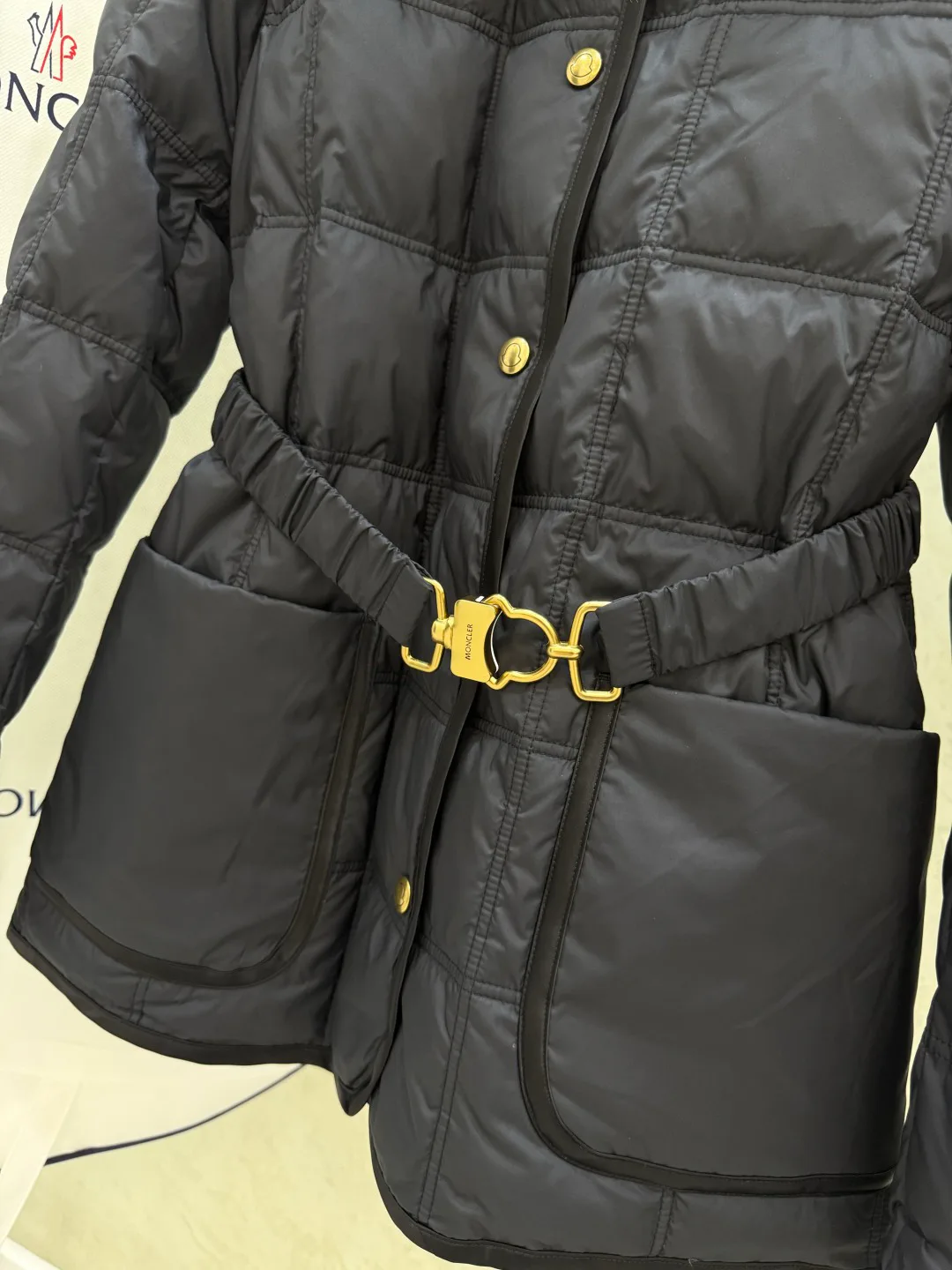 Куртки И Пуховики Мужские Moncler 17937834