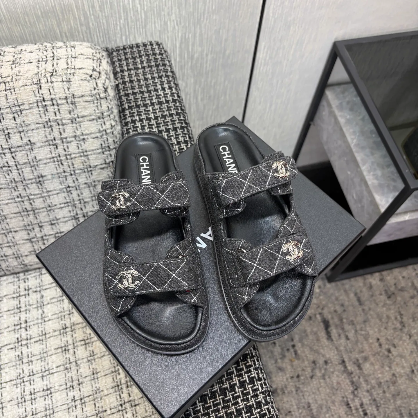 Сандалии Женские Chanel 11738709