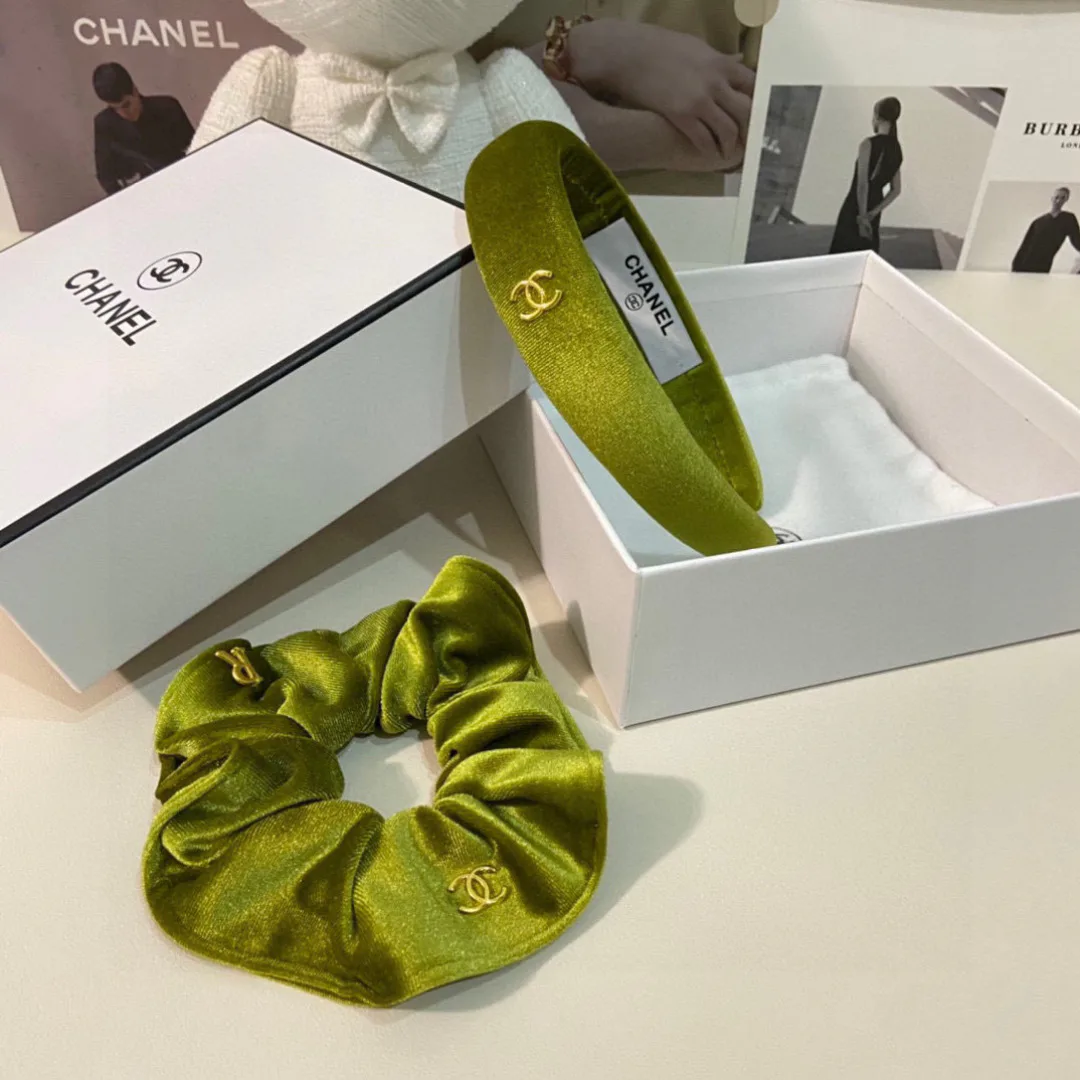 Головные Уборы Chanel 11469197