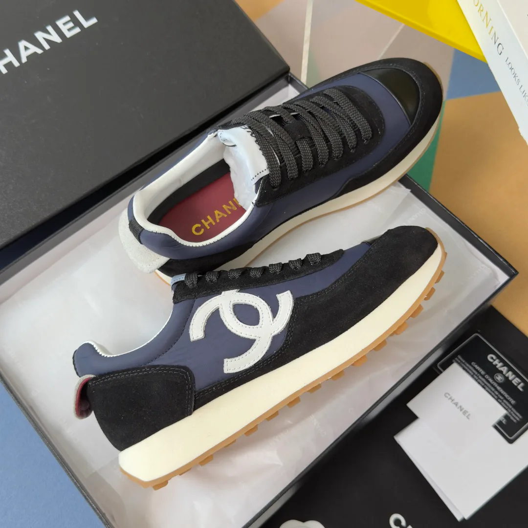 Кроссовки Женские Chanel 11235130