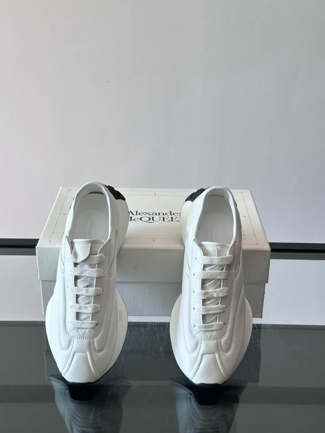 Кроссовки Женские Alexander Mcqueen 17328790