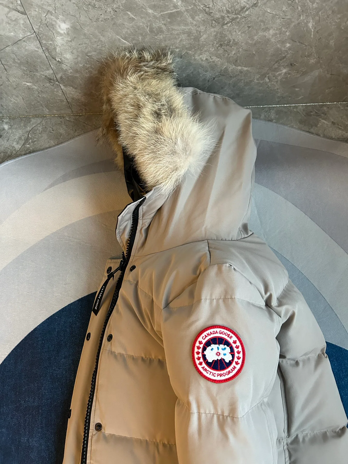 Куртки И Пуховики Женские Canada Goose 18007219