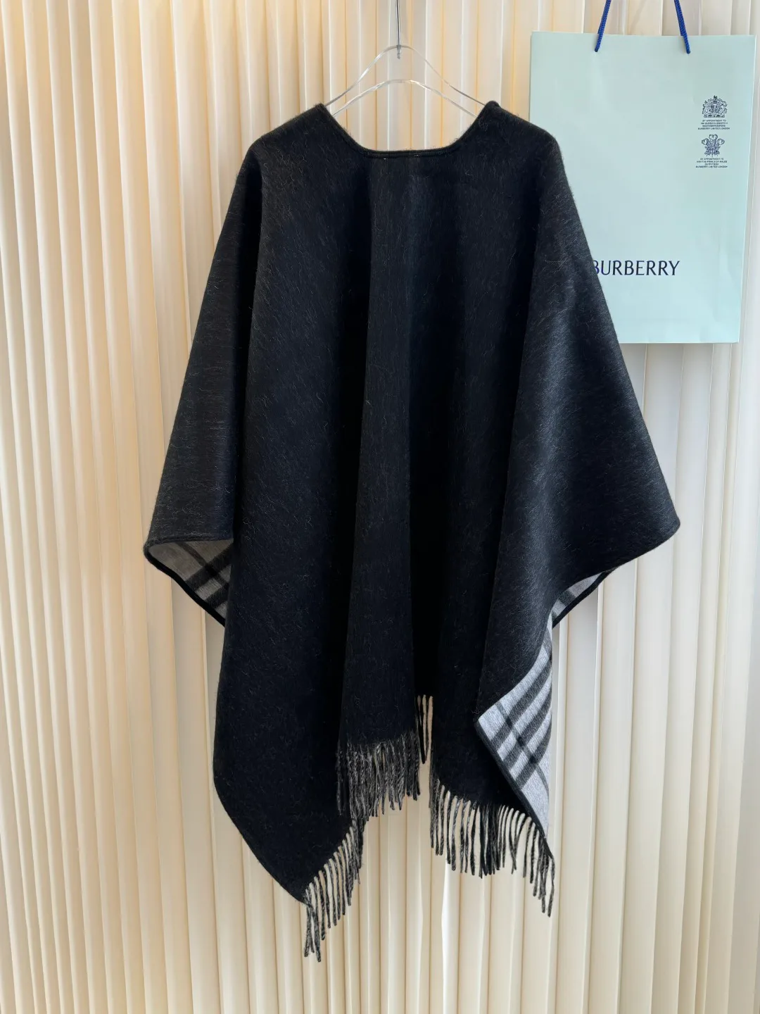 Пальто Женские Burberry 18627259