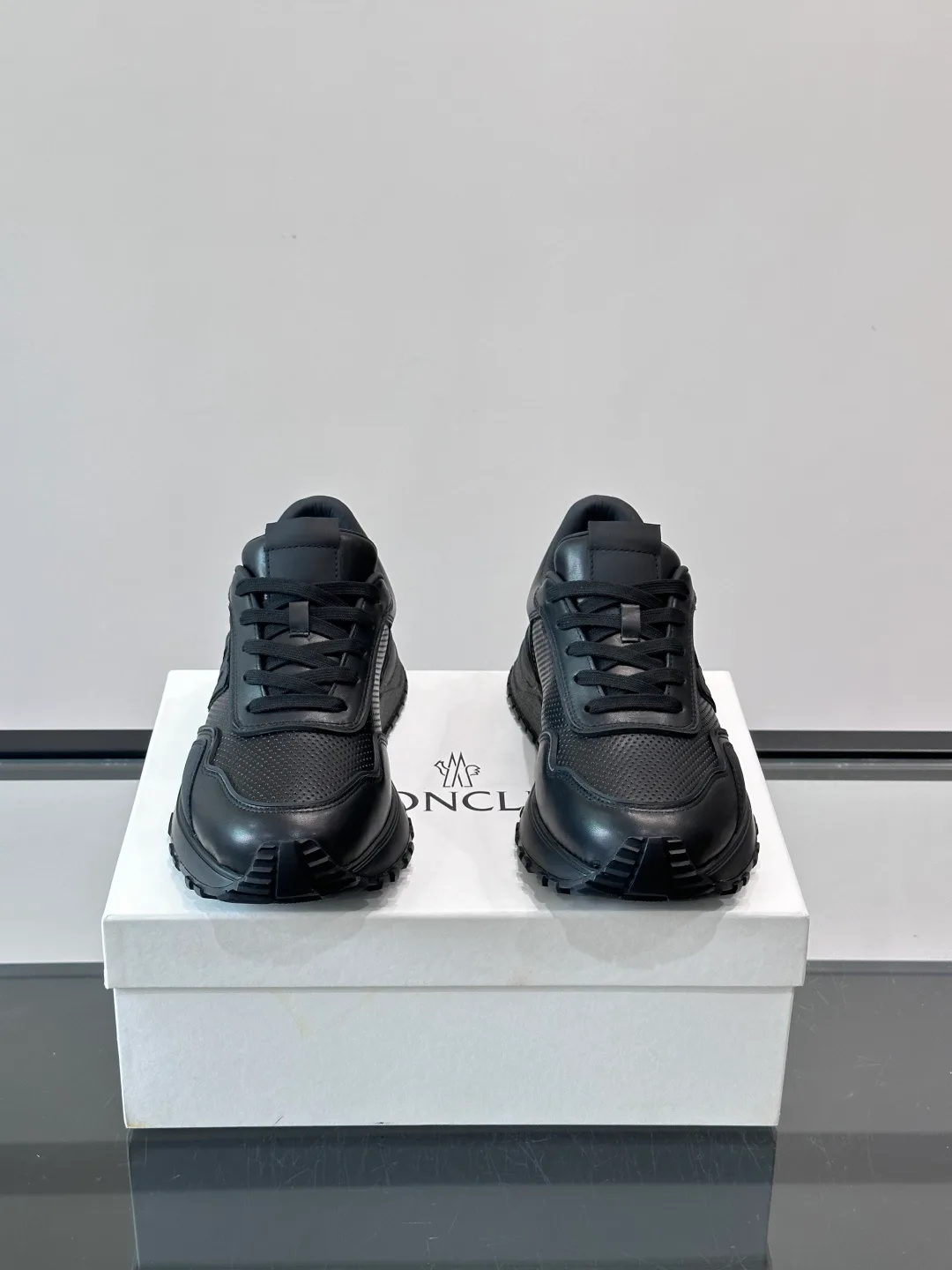 Кроссовки Мужские Moncler 17349475