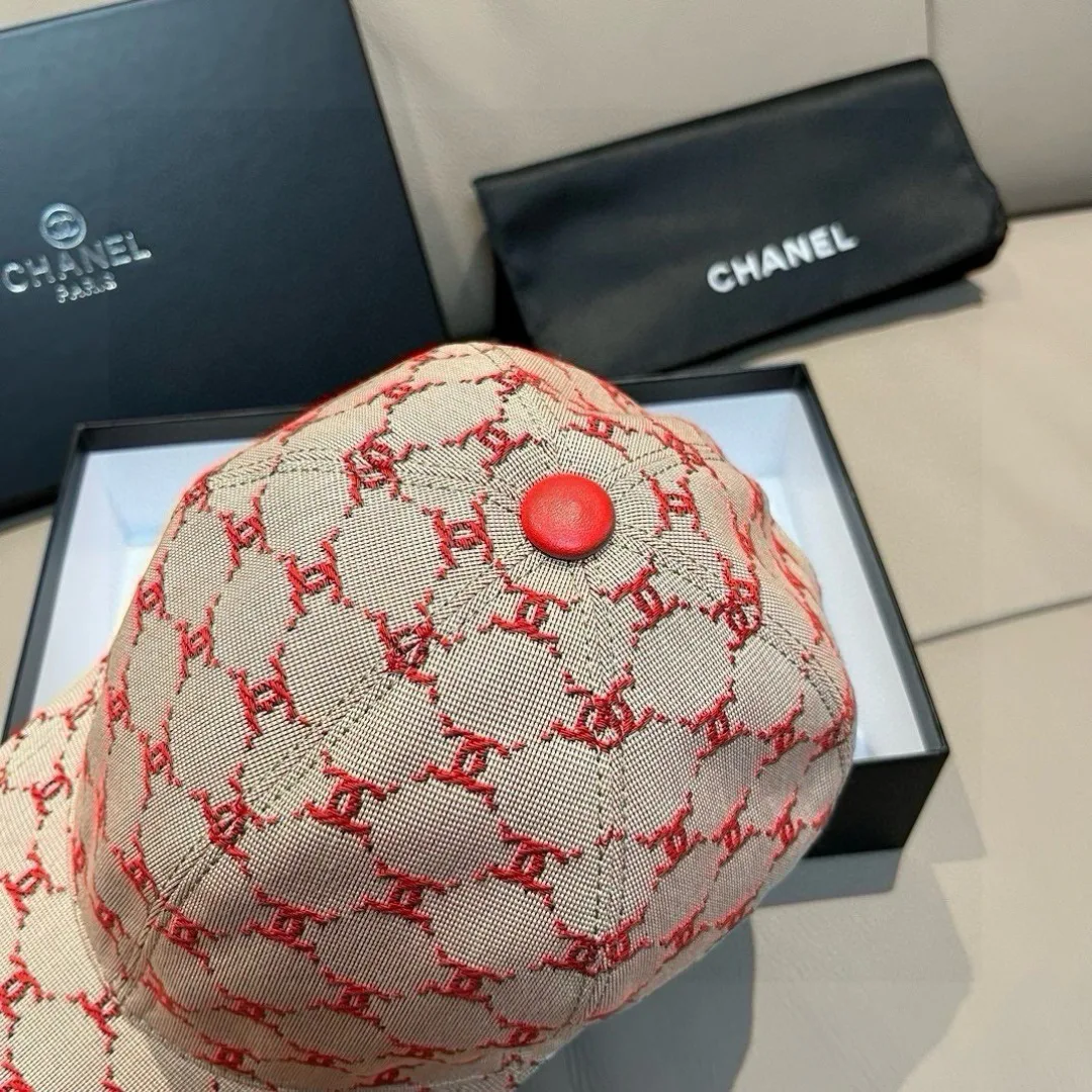 Головные Уборы Chanel 11362258