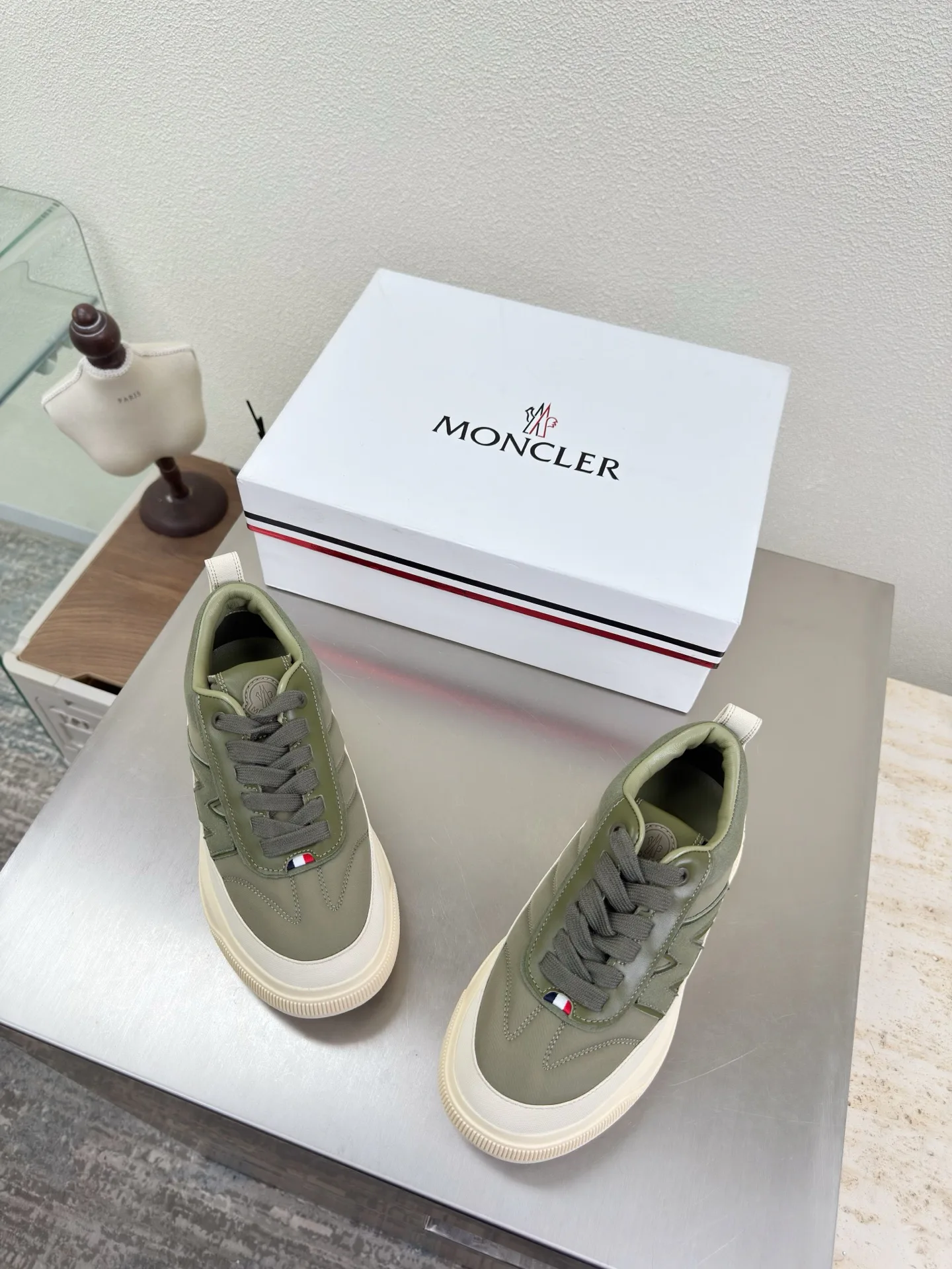 Кроссовки Женские Moncler 4339204