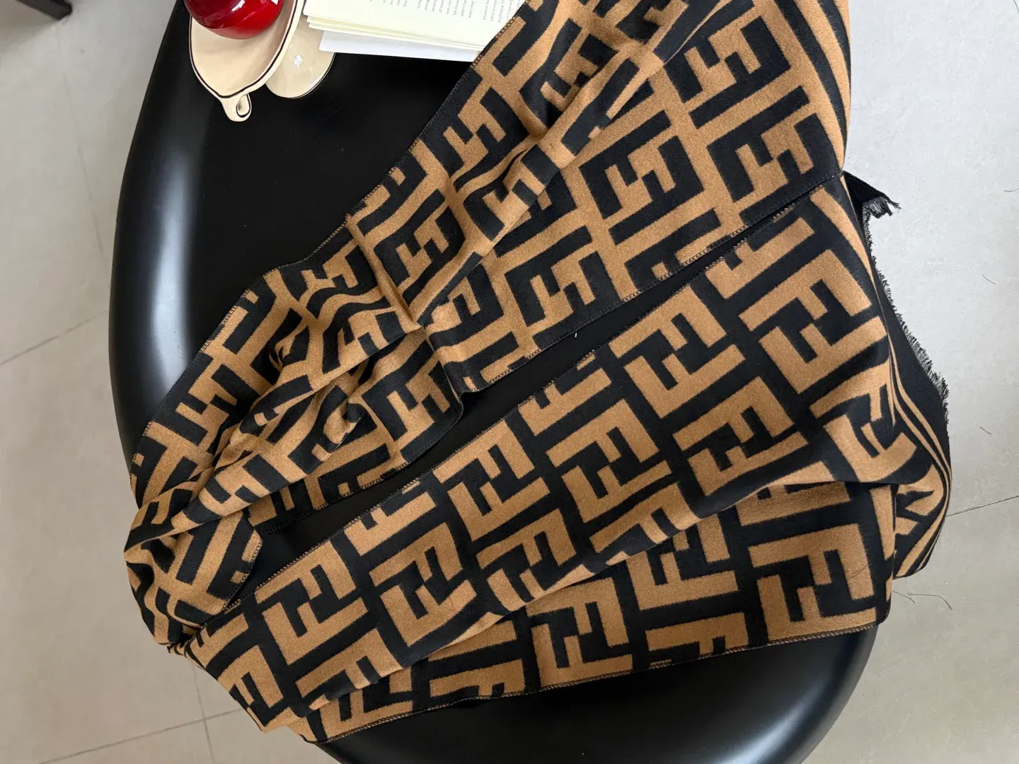 Шарфы Fendi 989597