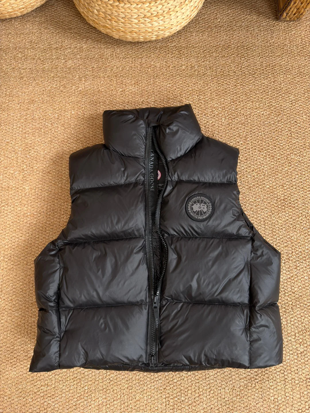 Жилеты Женские Canada Goose 18336858