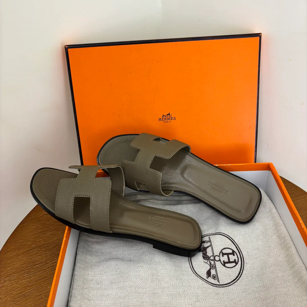 Шлепанцы Женские Hermes 135836