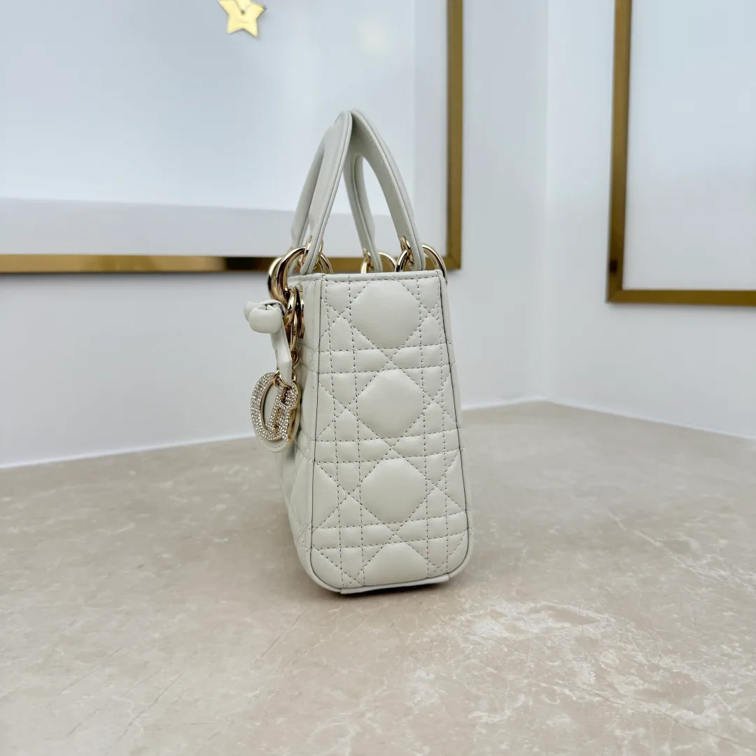 Классические Сумки Женские Christian Dior 18116215
