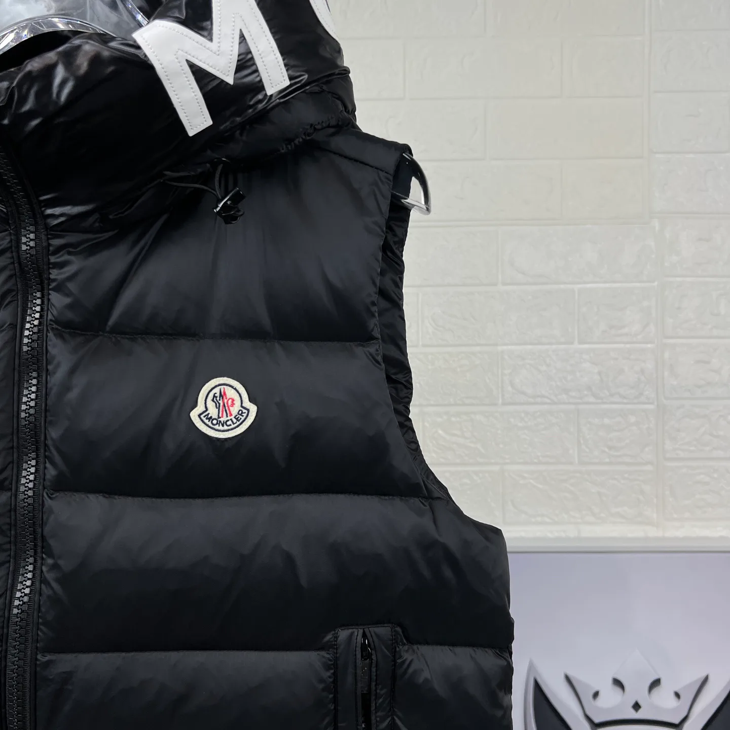 Жилеты Женские Moncler 18016493