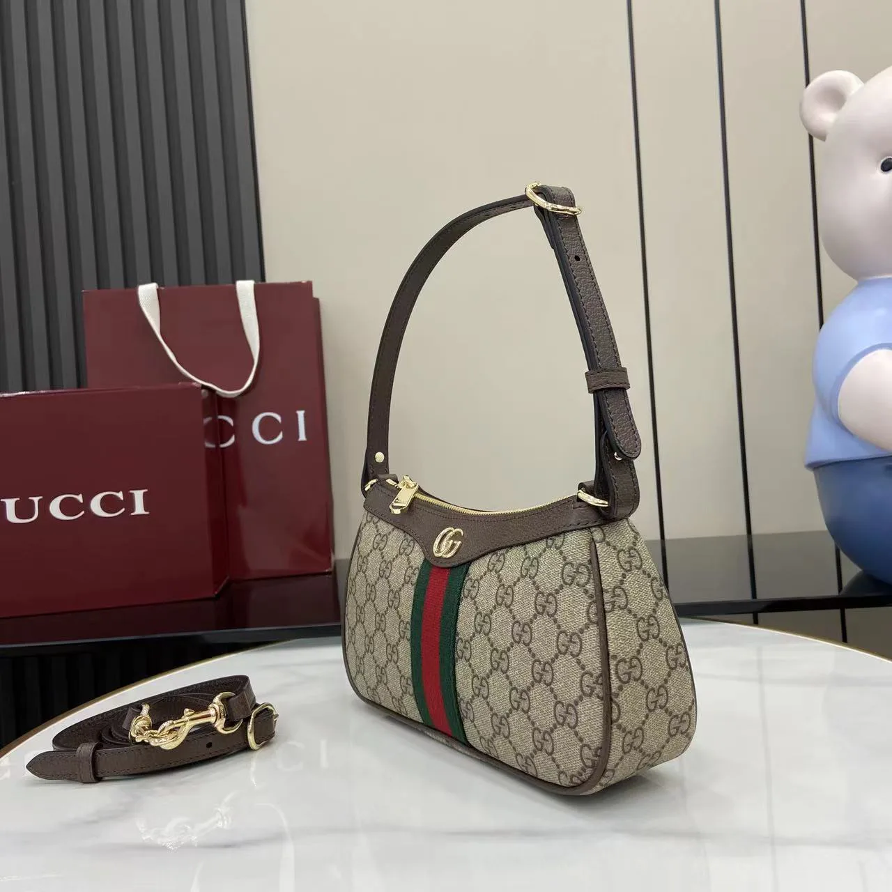 Классические Сумки Женские Gucci 13435204