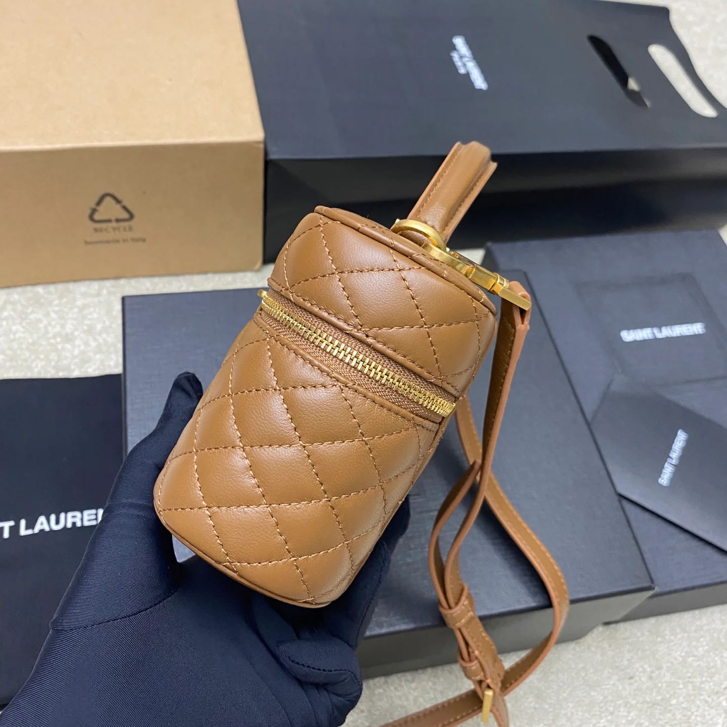 Клатчи Женские Saint Laurent 4259863
