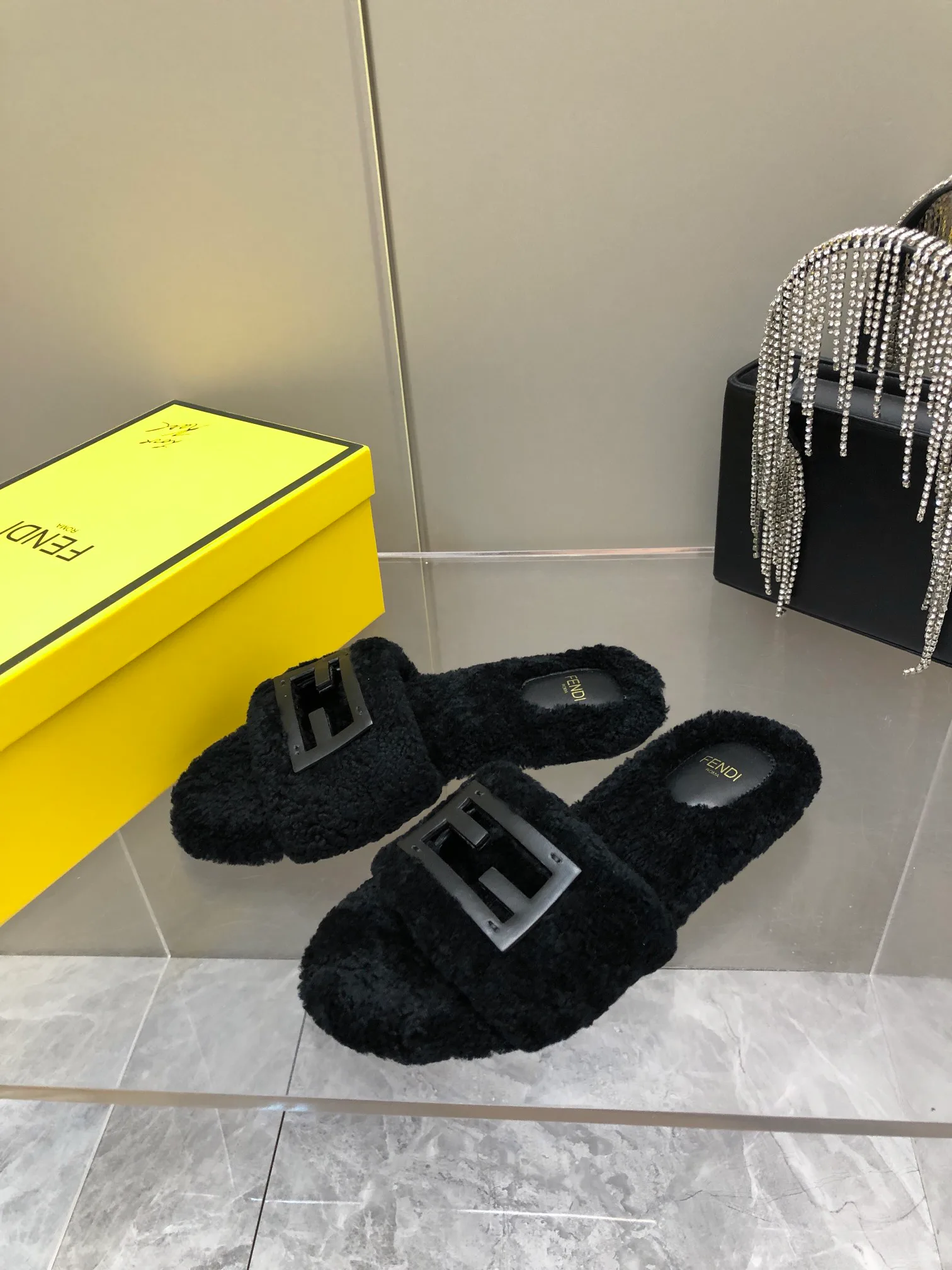 Тапочки Женские Fendi 114923