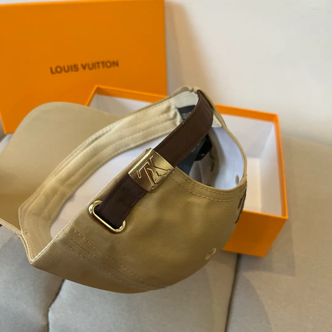 Головные Уборы Louis Vuitton 9679814