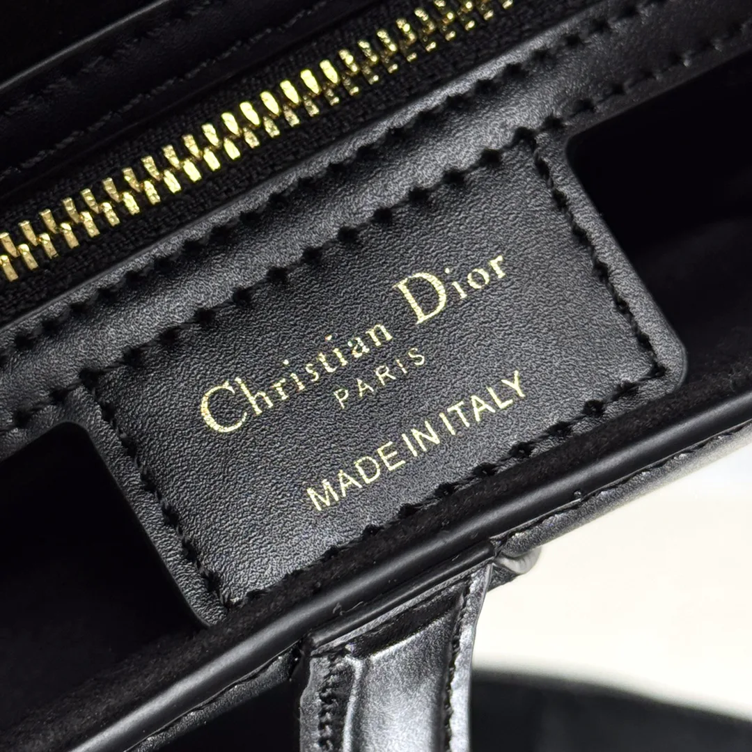 Сумки На Ремне Женские Christian Dior 11110481