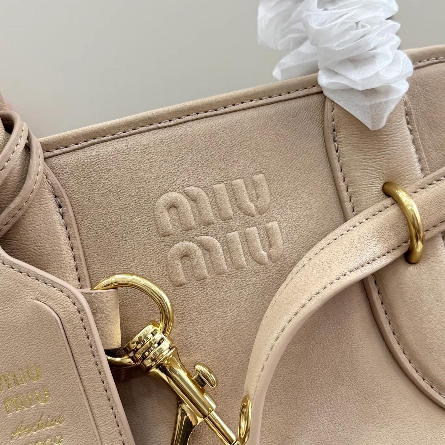 Классические Сумки Женские Miu Miu 11872251
