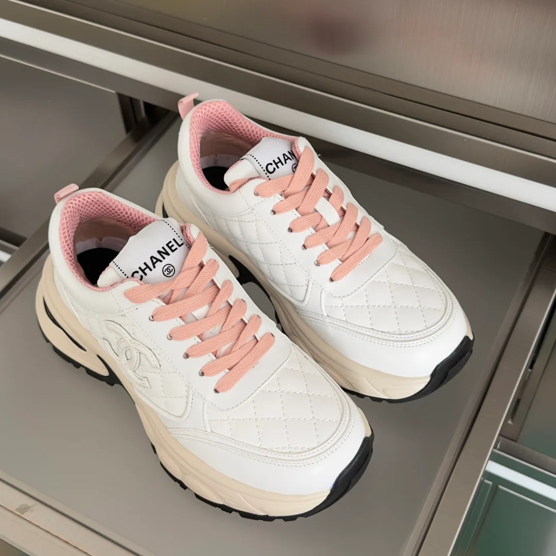 Кроссовки Женские Chanel 1090132