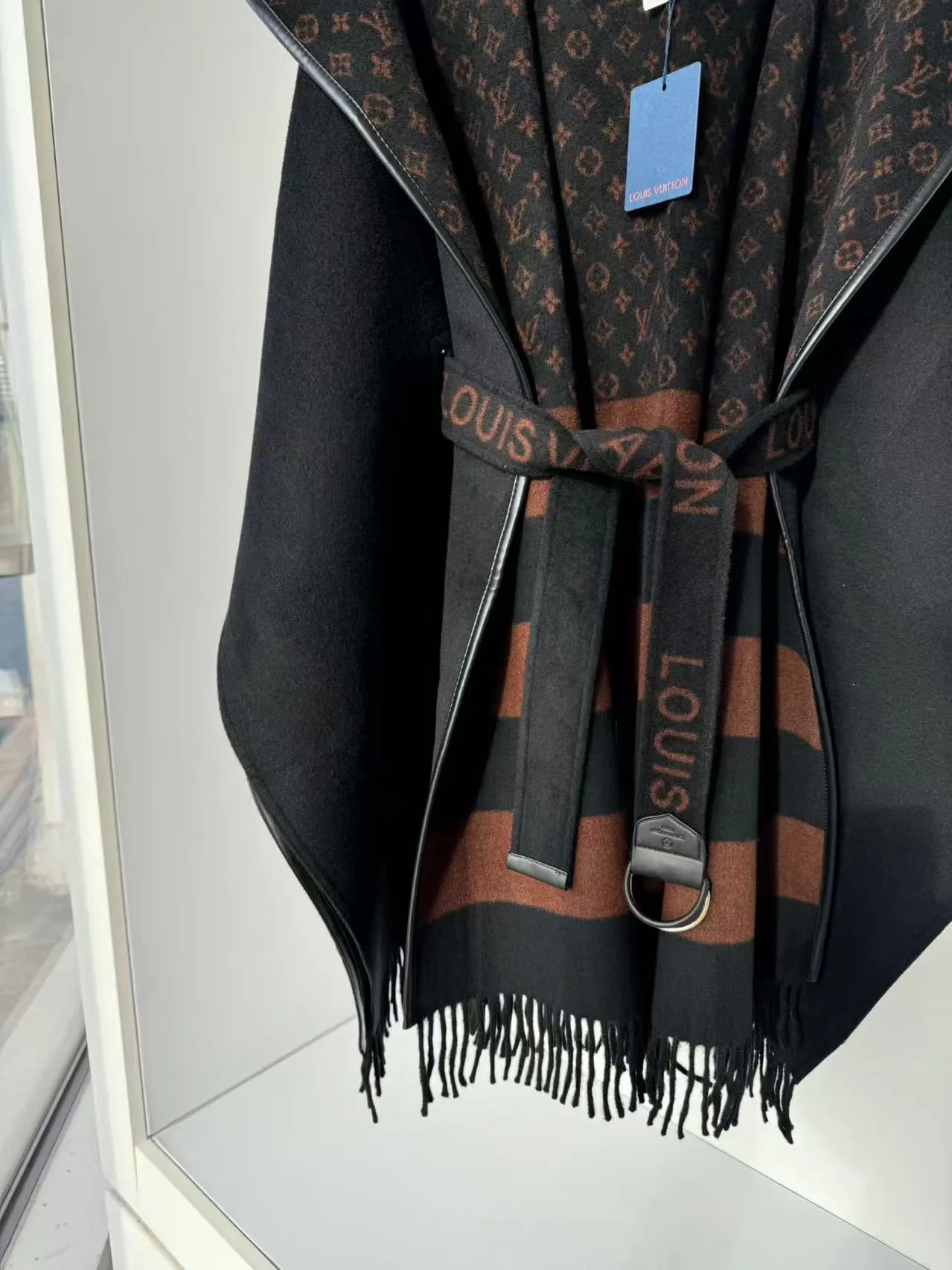 Пальто Женские Louis Vuitton 18527296