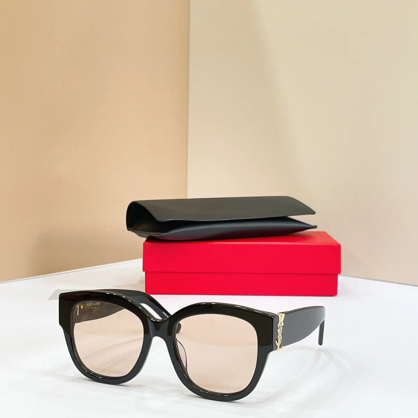 Очки Saint Laurent 17495850