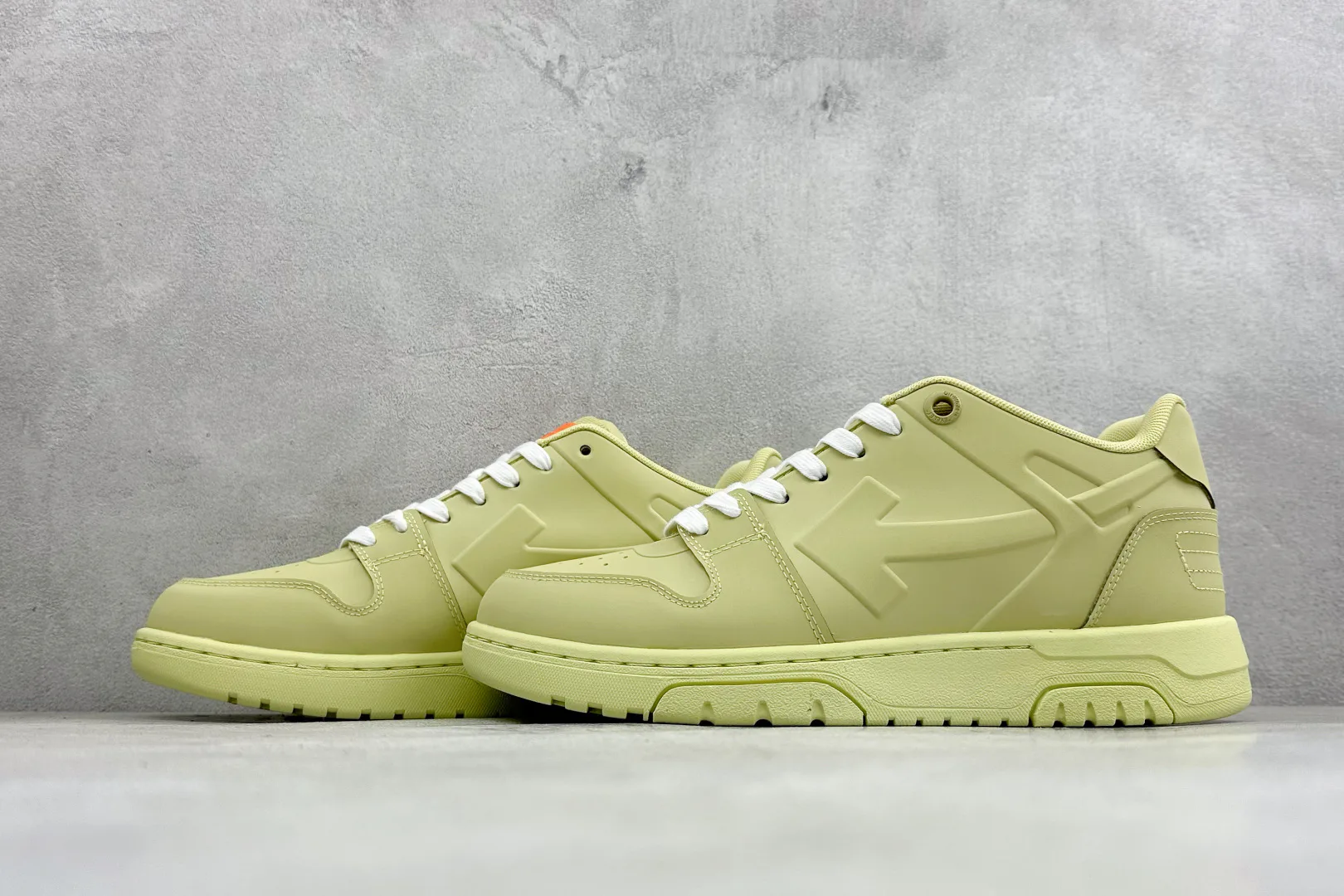 Кроссовки Женские Off-White 19670011