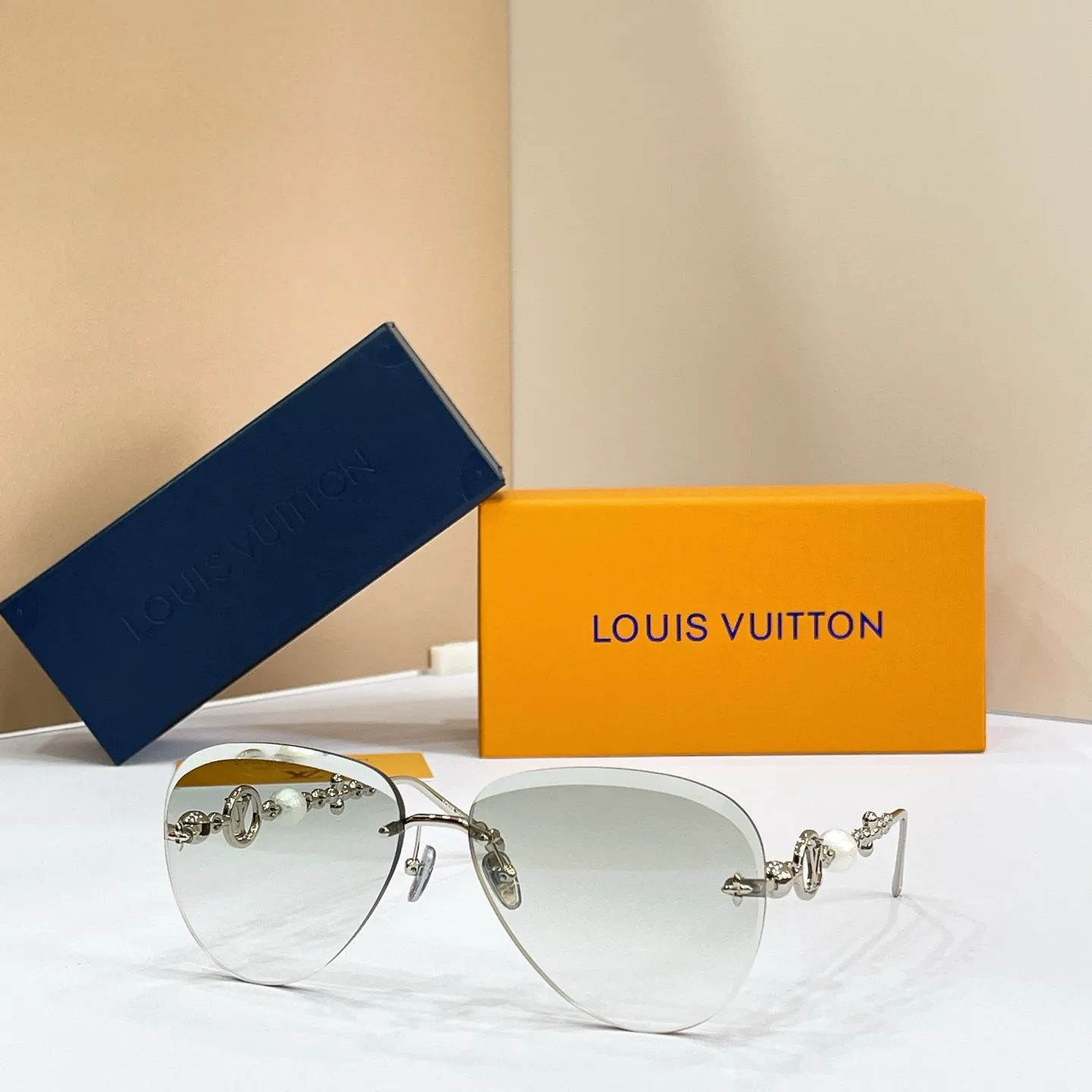 Очки Louis Vuitton 17495967