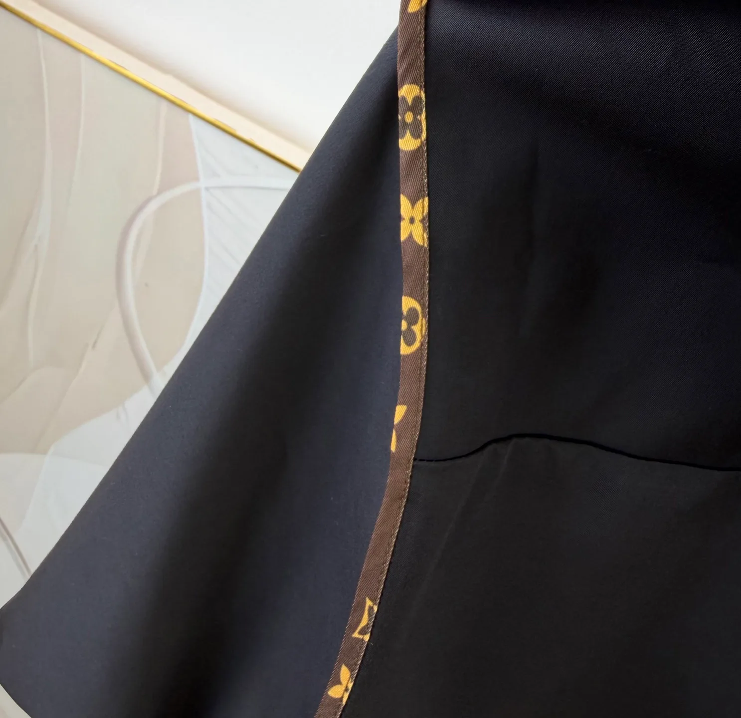 Куртки И Пуховики Женские Louis Vuitton 18010713