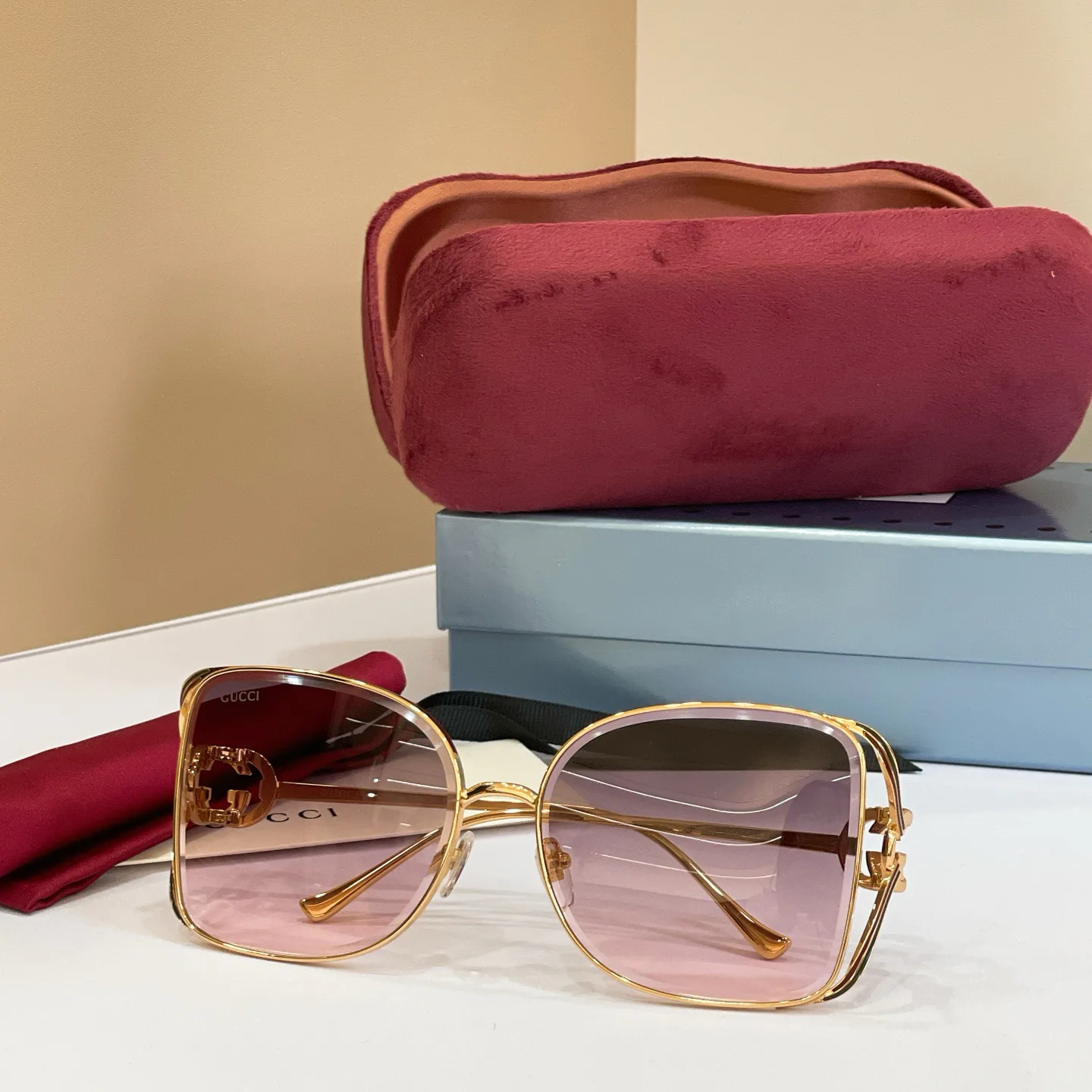 Очки Gucci 17381278