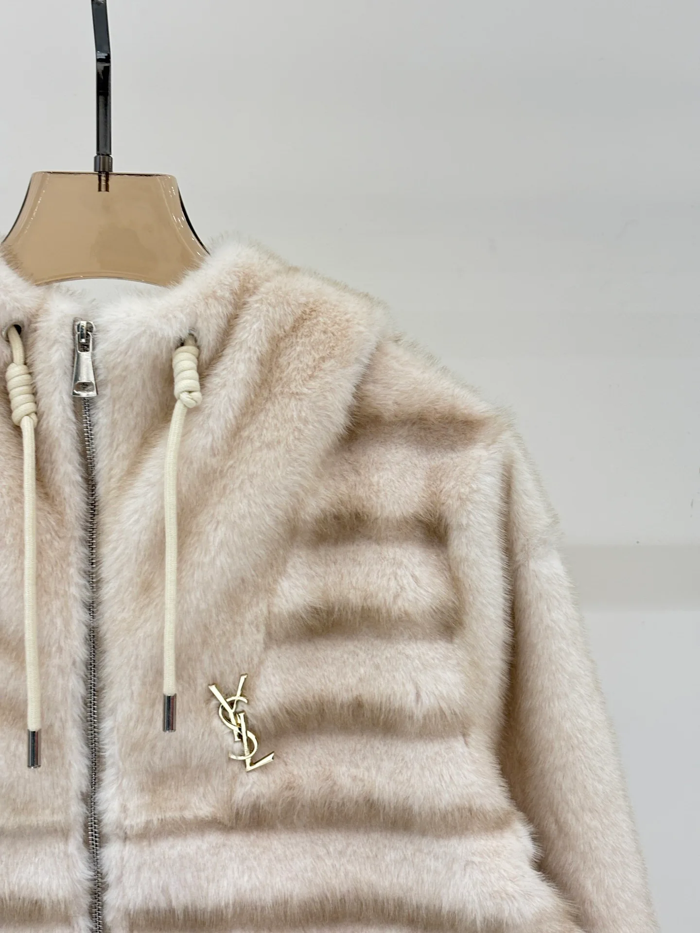 Шубы Женские Saint Laurent 548674
