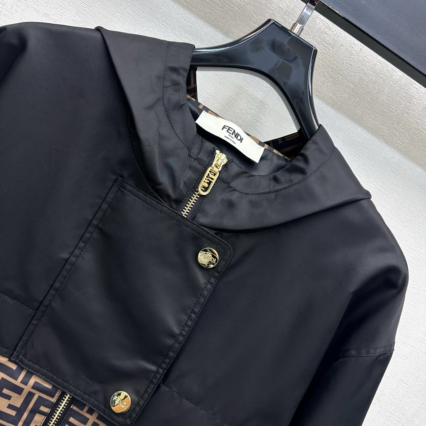 Куртки И Пуховики Женские Fendi 18279135
