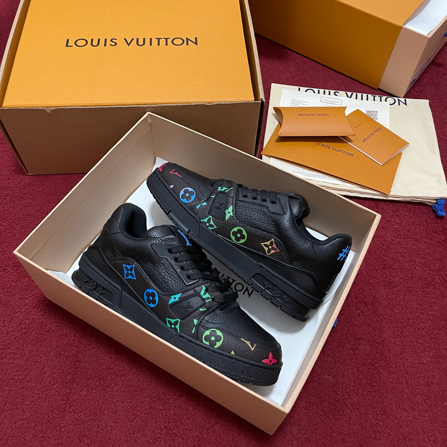 Кроссовки Женские Louis Vuitton 33716